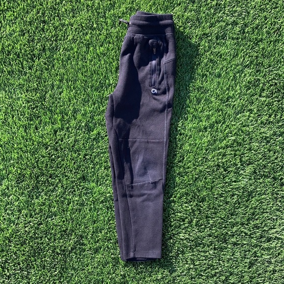 GAP jogger sweatpants // Boys // Size Small - Picture 4 of 12
